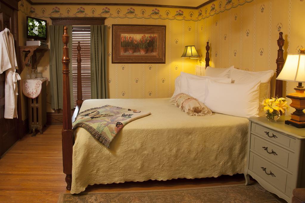 Westby House Inn Εξωτερικό φωτογραφία