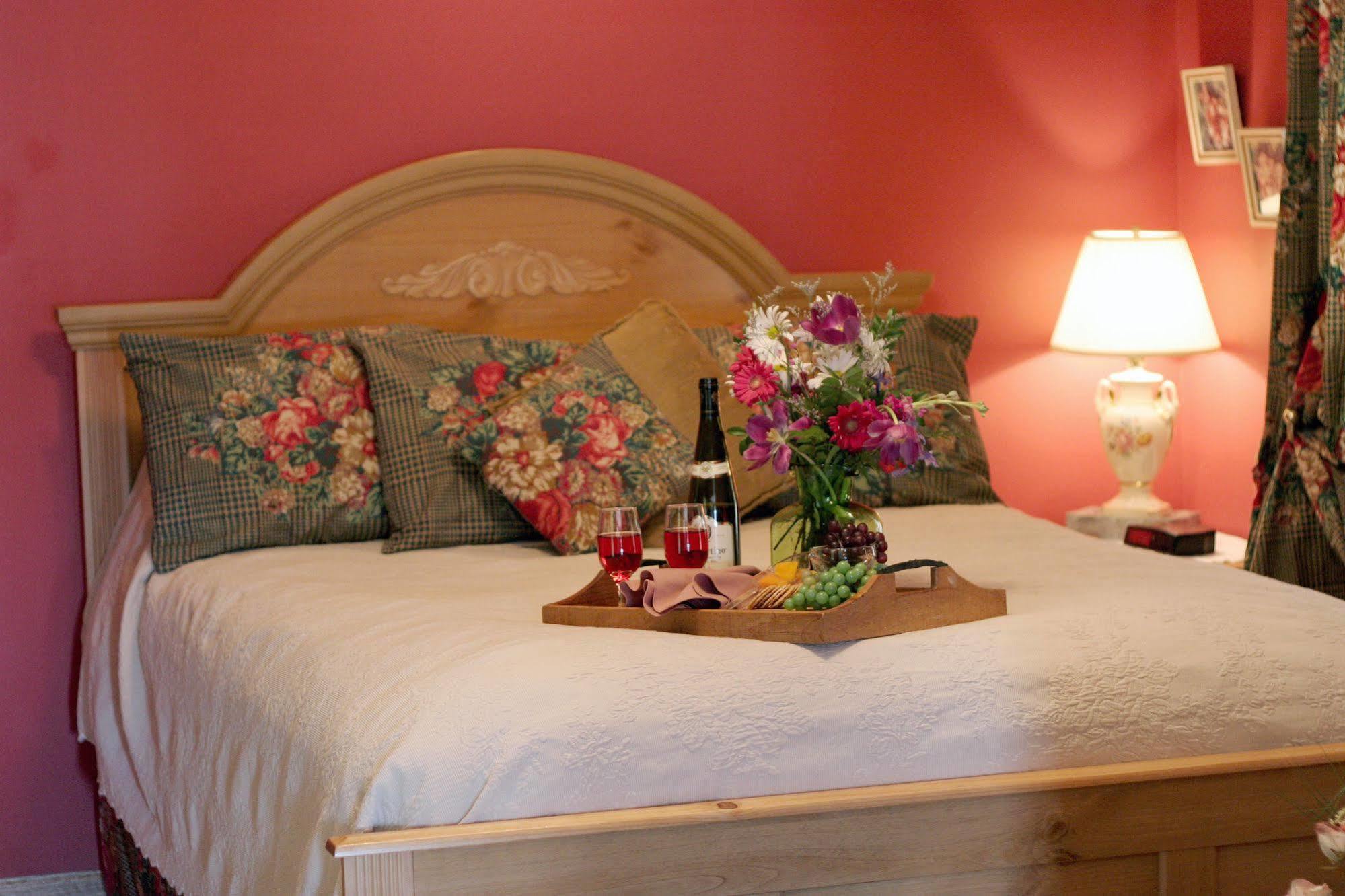 Westby House Inn Εξωτερικό φωτογραφία
